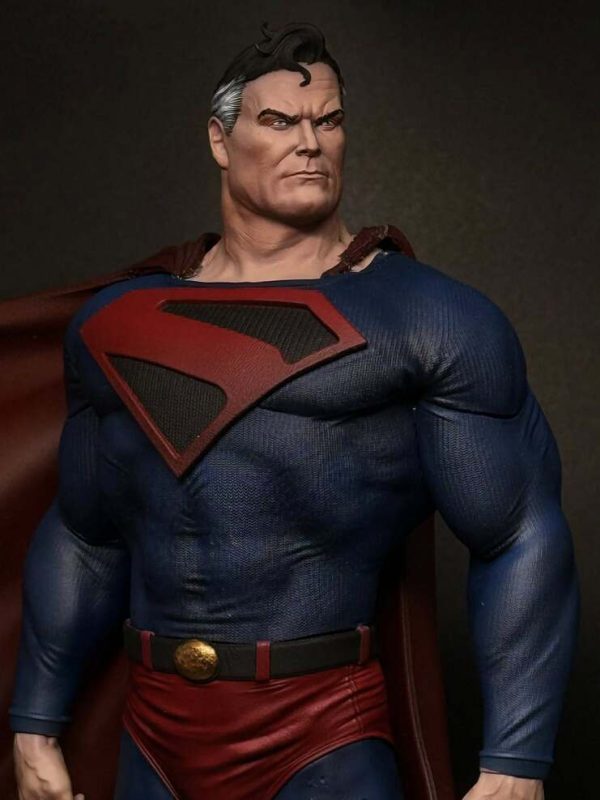 Superman Sculpture by Kelly Bents
