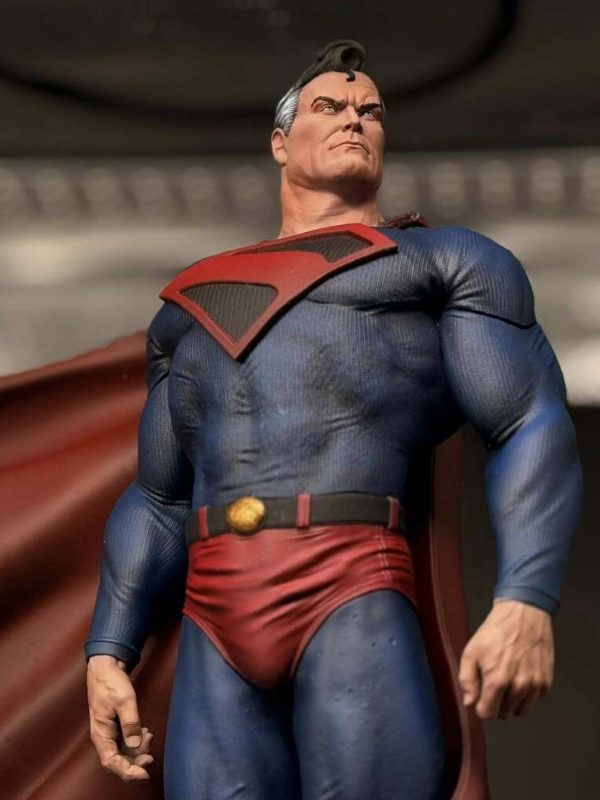 Superman Sculpture by Kelly Bents