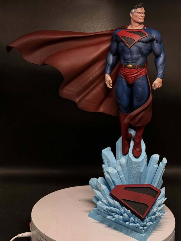 Superman Sculpture by Kelly Bents